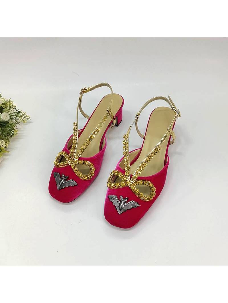 Scarpe con tacco da donna in velluto rosso-rosa con ornamenti in cristallo