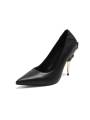 Black high heels pumps with letter V ornament "Prato"